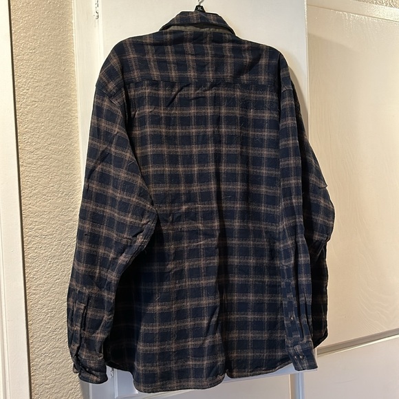 Flannel - Picture 4 of 4